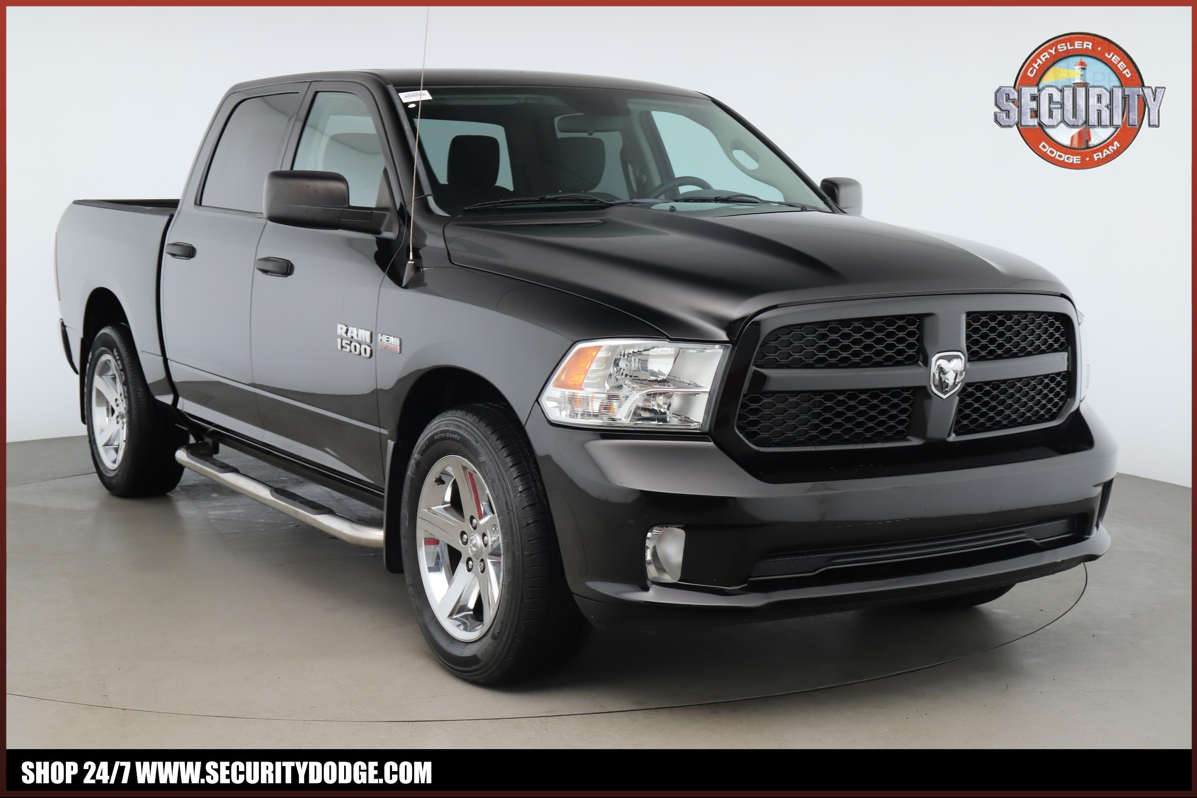 Certified Pre Owned 2015 Ram 1500 Express Crew Cab 4x4 Rear Wheel Drive Express Crew Cab 4x4